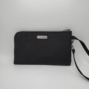 Baggallini RFID Wristlet Wallet